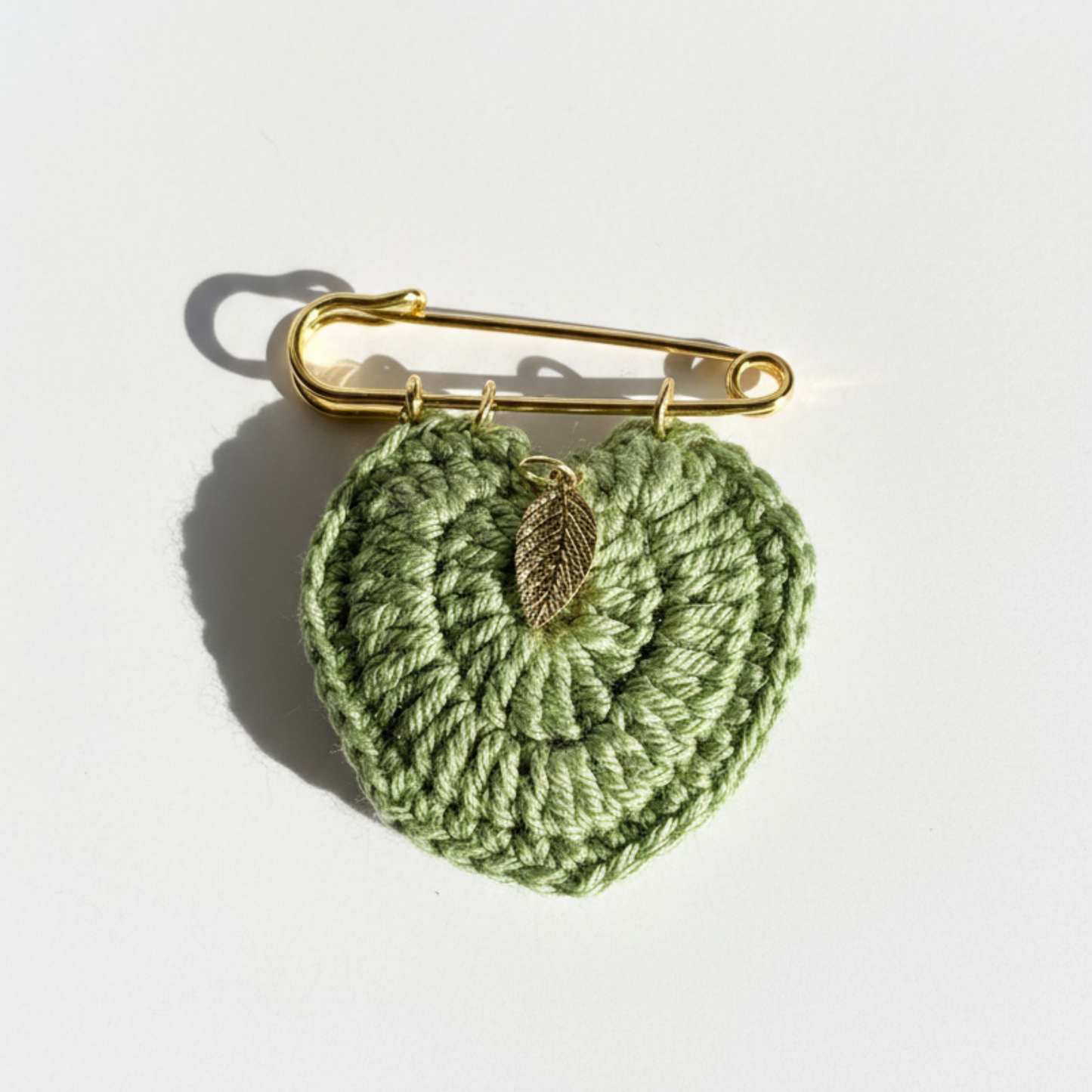 Broche Feuille sculptée