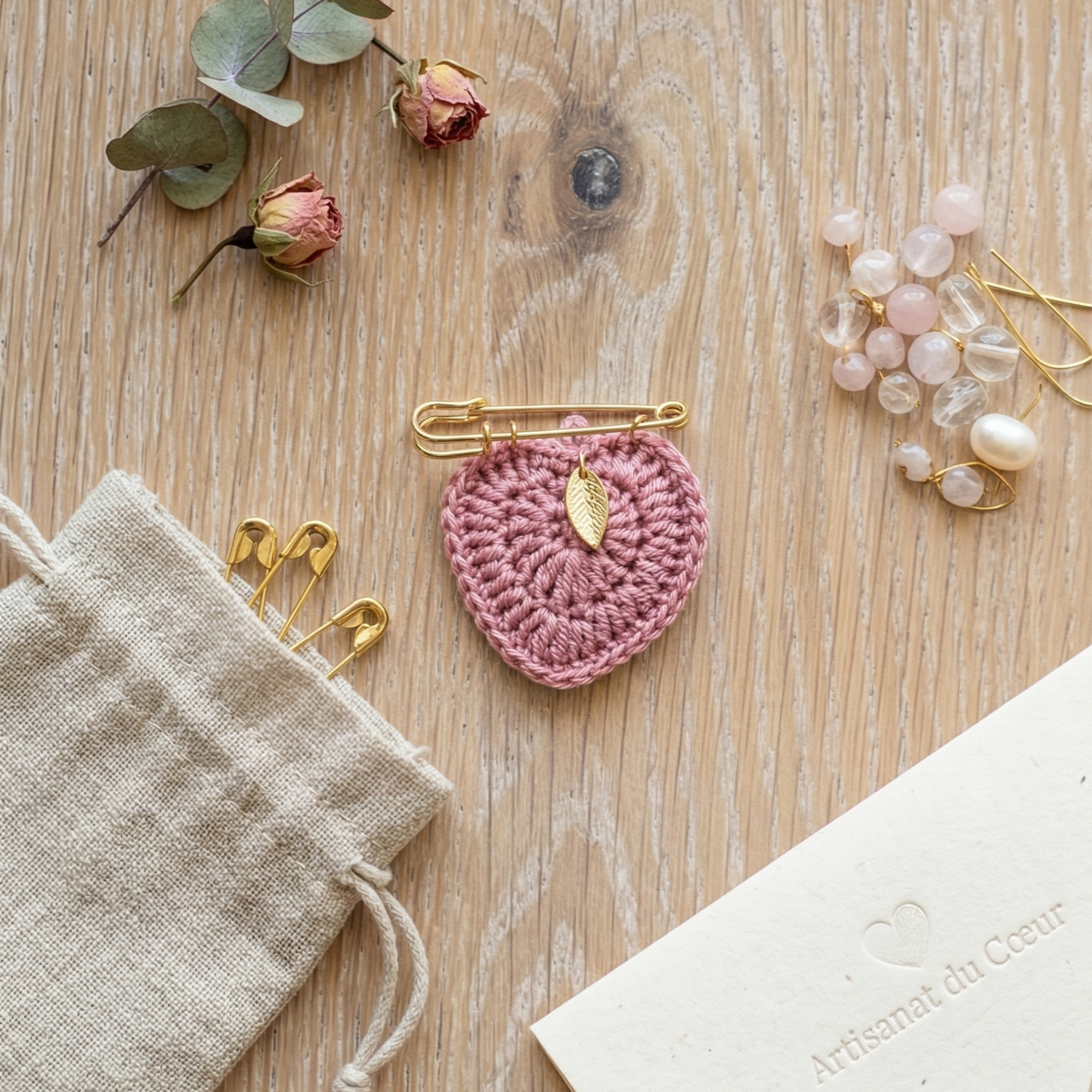Broche Feuille sculptée rose