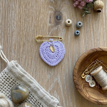 Broche Feuille sculptée
