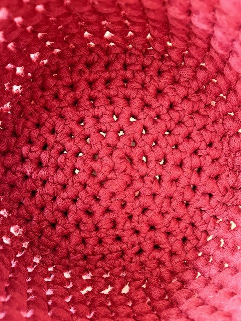 Panier crocheté à la main  "Feuilles et lumières"